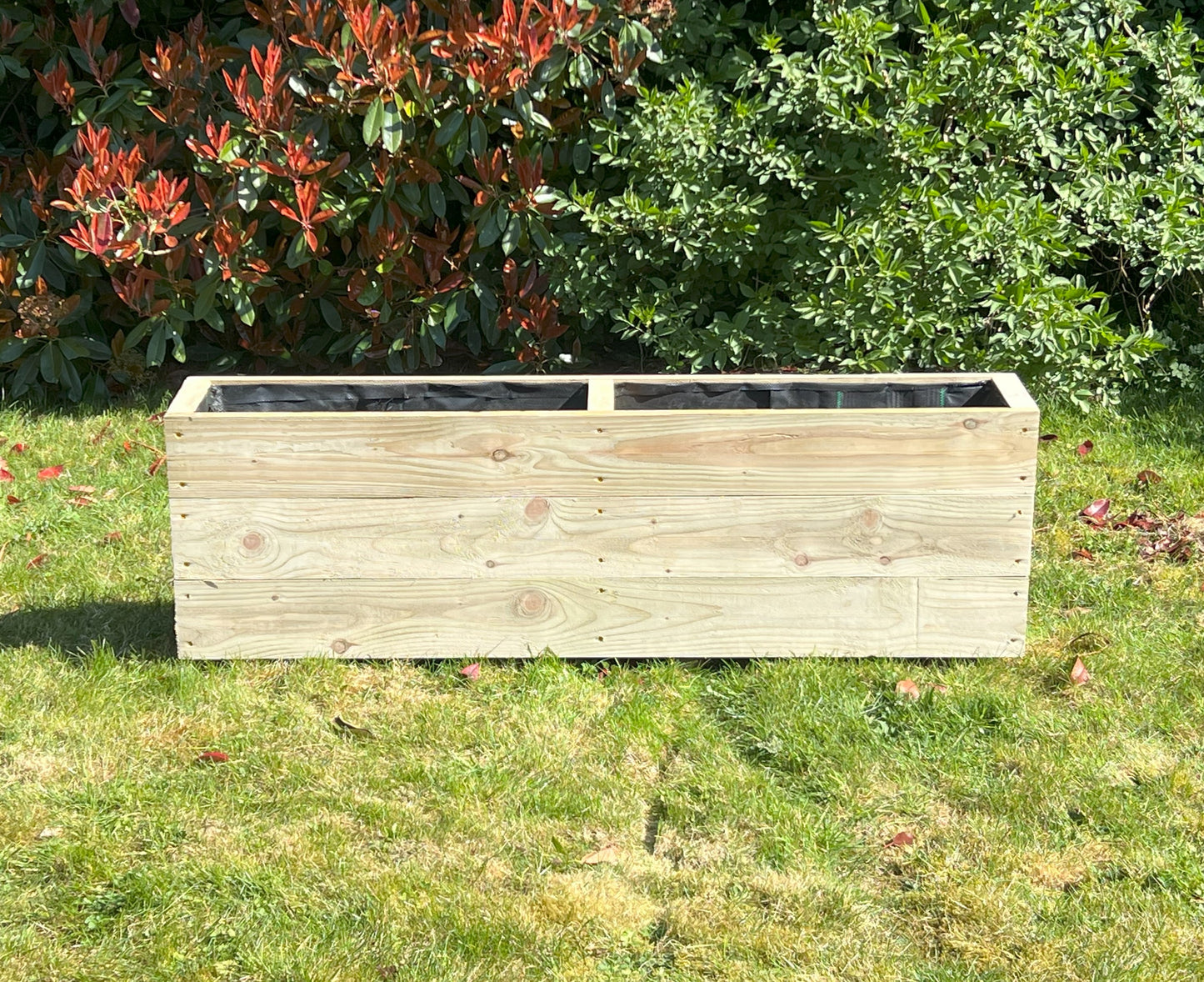 Wooden Garden Planter with Trellis